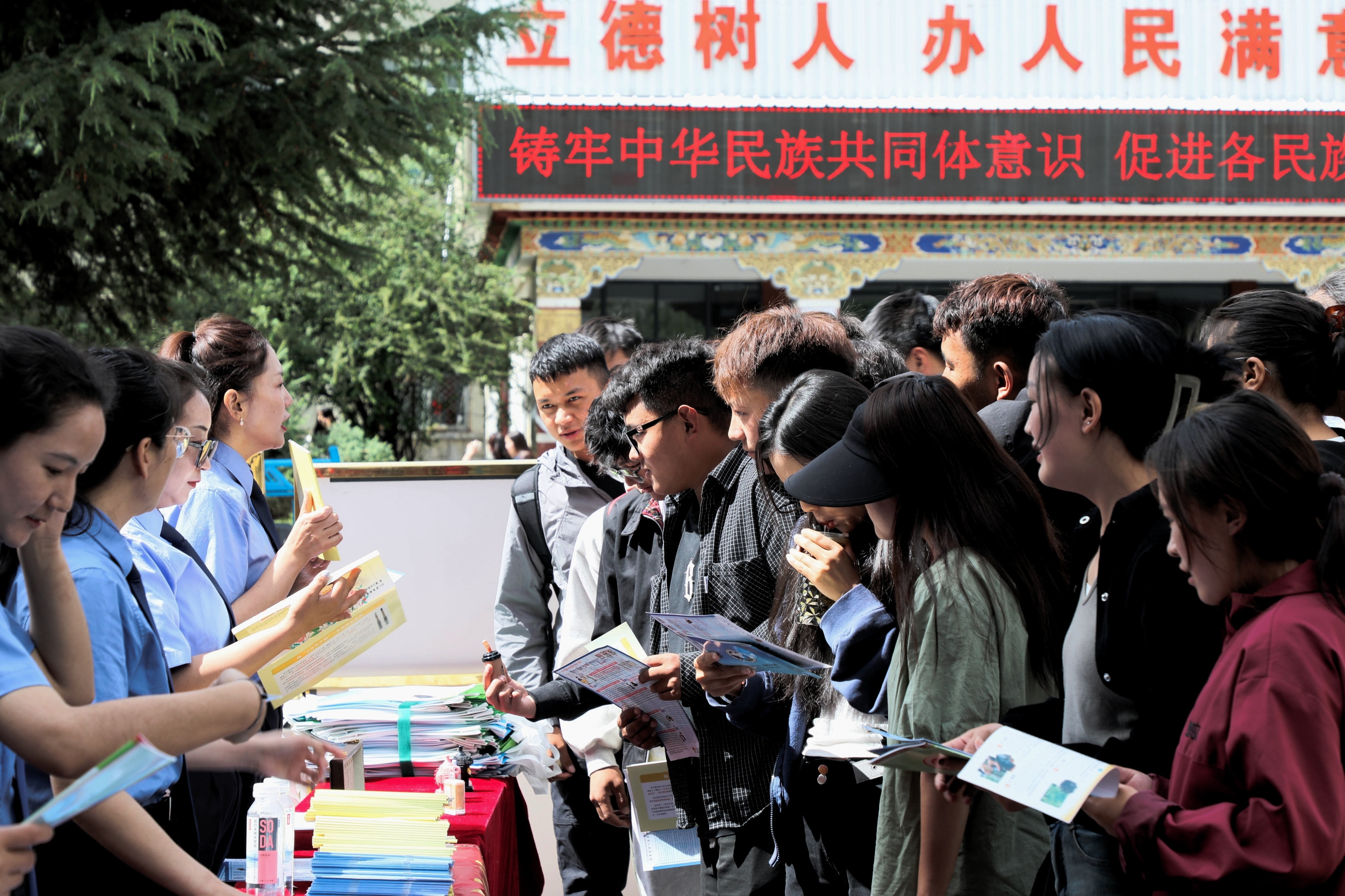 禁毒宣傳，檢察官在行動